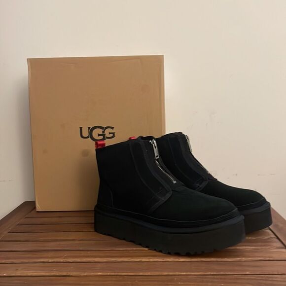 UGG Neumel Zip Platform Boots Black USA Women Size 9/UK 7/EU 40 - Picture 1 of 14